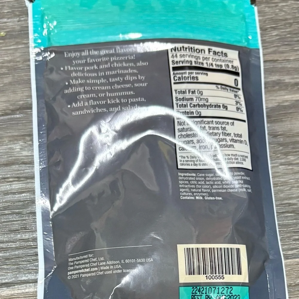 Pampered Chef Flavorful Mix in Teal and Gray